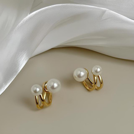 Double Pearl Stud Earring